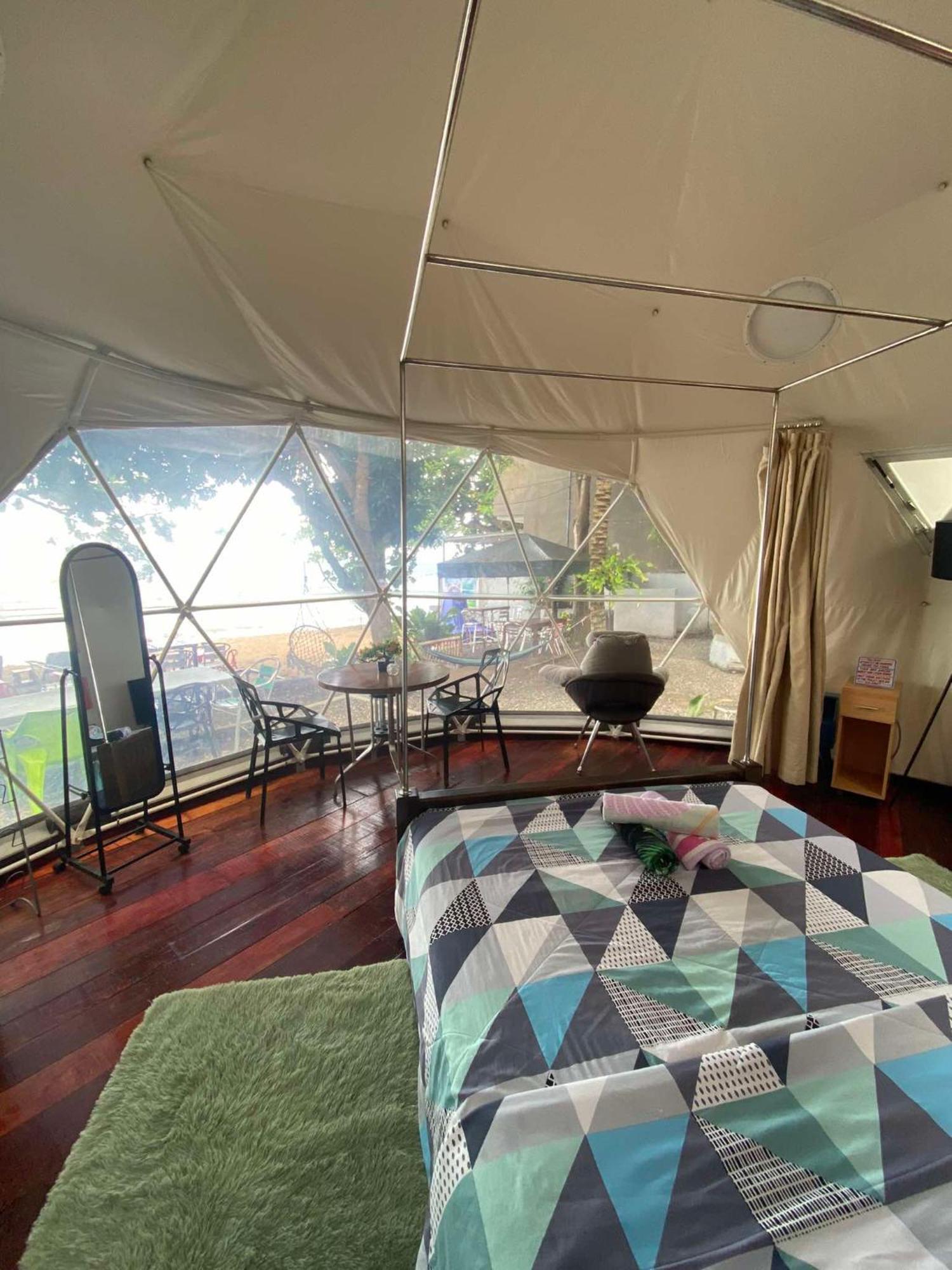 Glamping Dome Dauin Beach Resort Eksteriør billede
