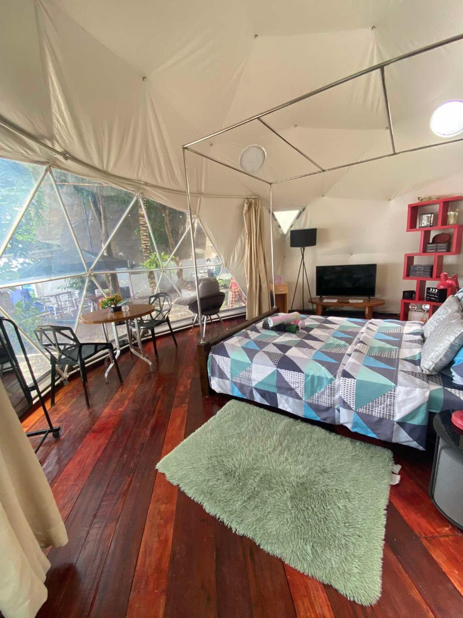 Glamping Dome Dauin Beach Resort Eksteriør billede