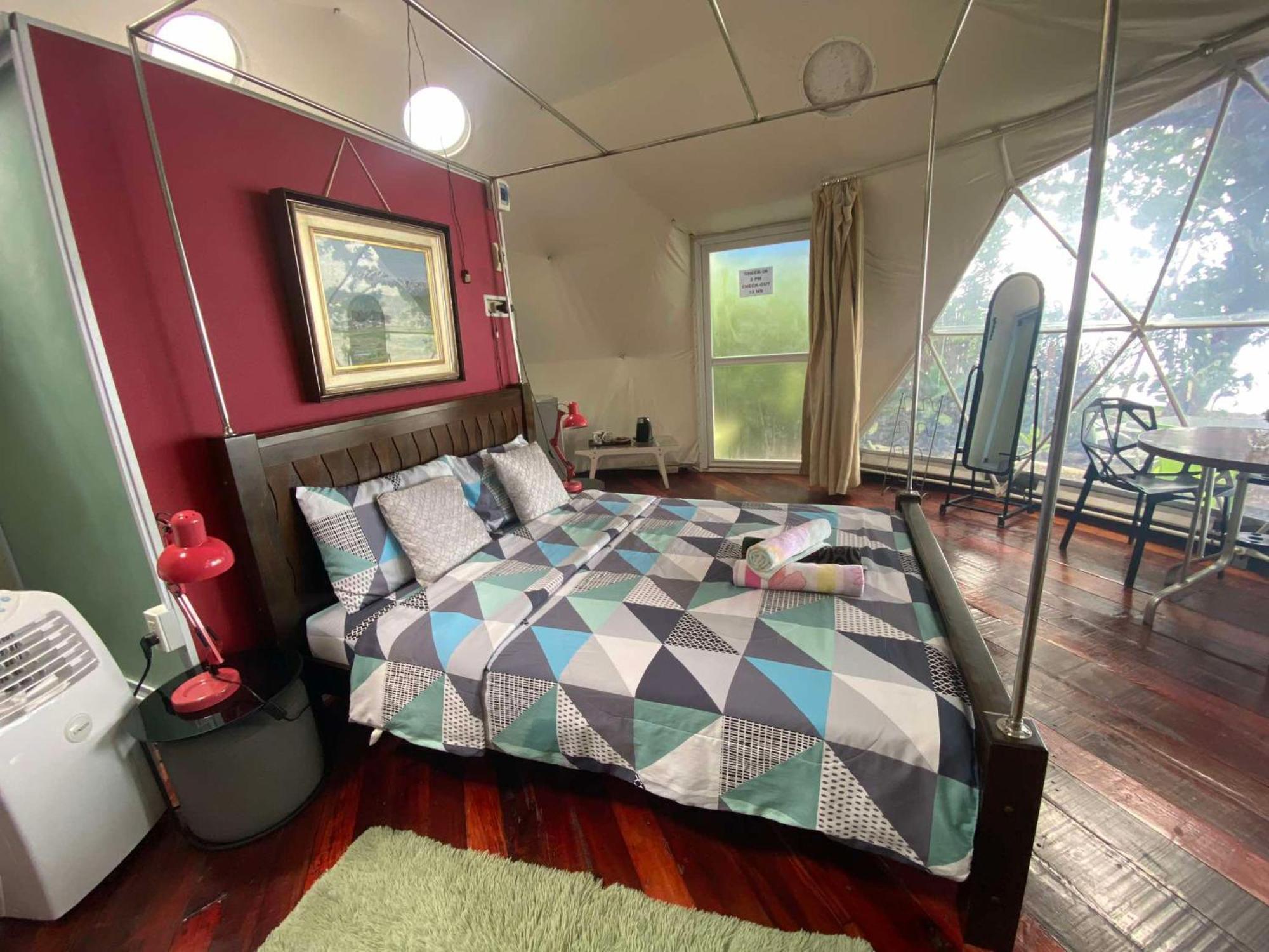 Glamping Dome Dauin Beach Resort Eksteriør billede