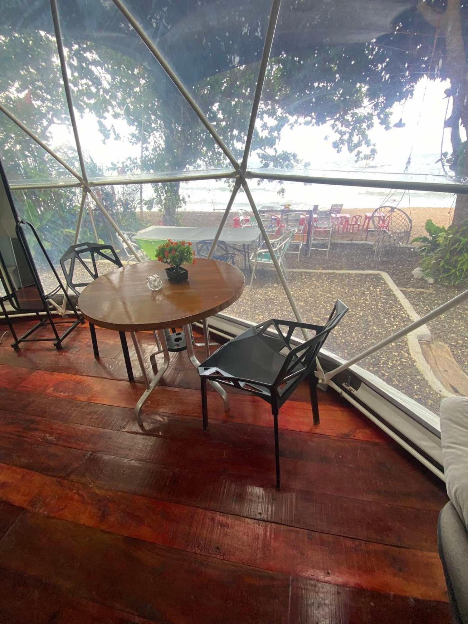 Glamping Dome Dauin Beach Resort Eksteriør billede