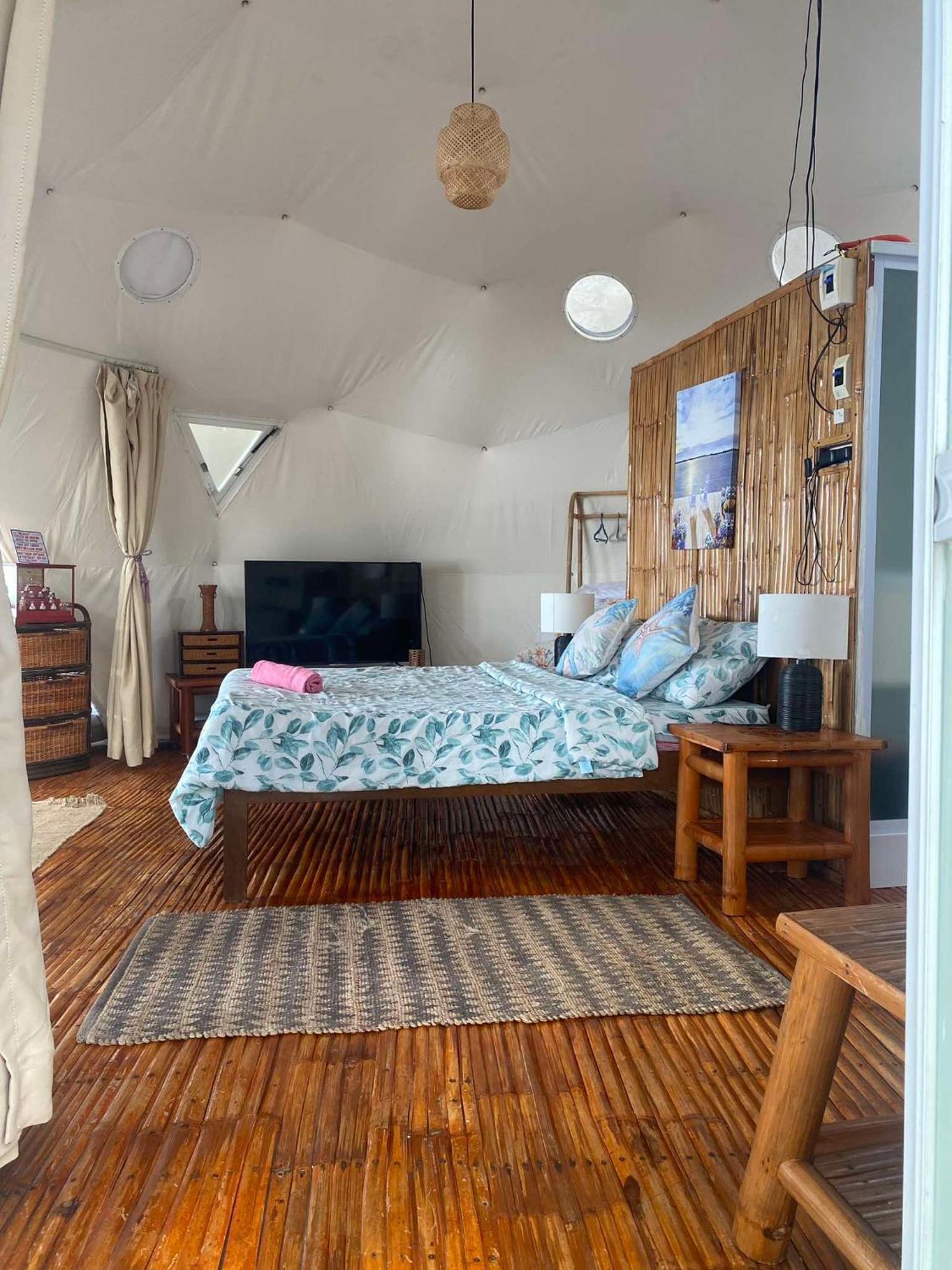 Glamping Dome Dauin Beach Resort Eksteriør billede