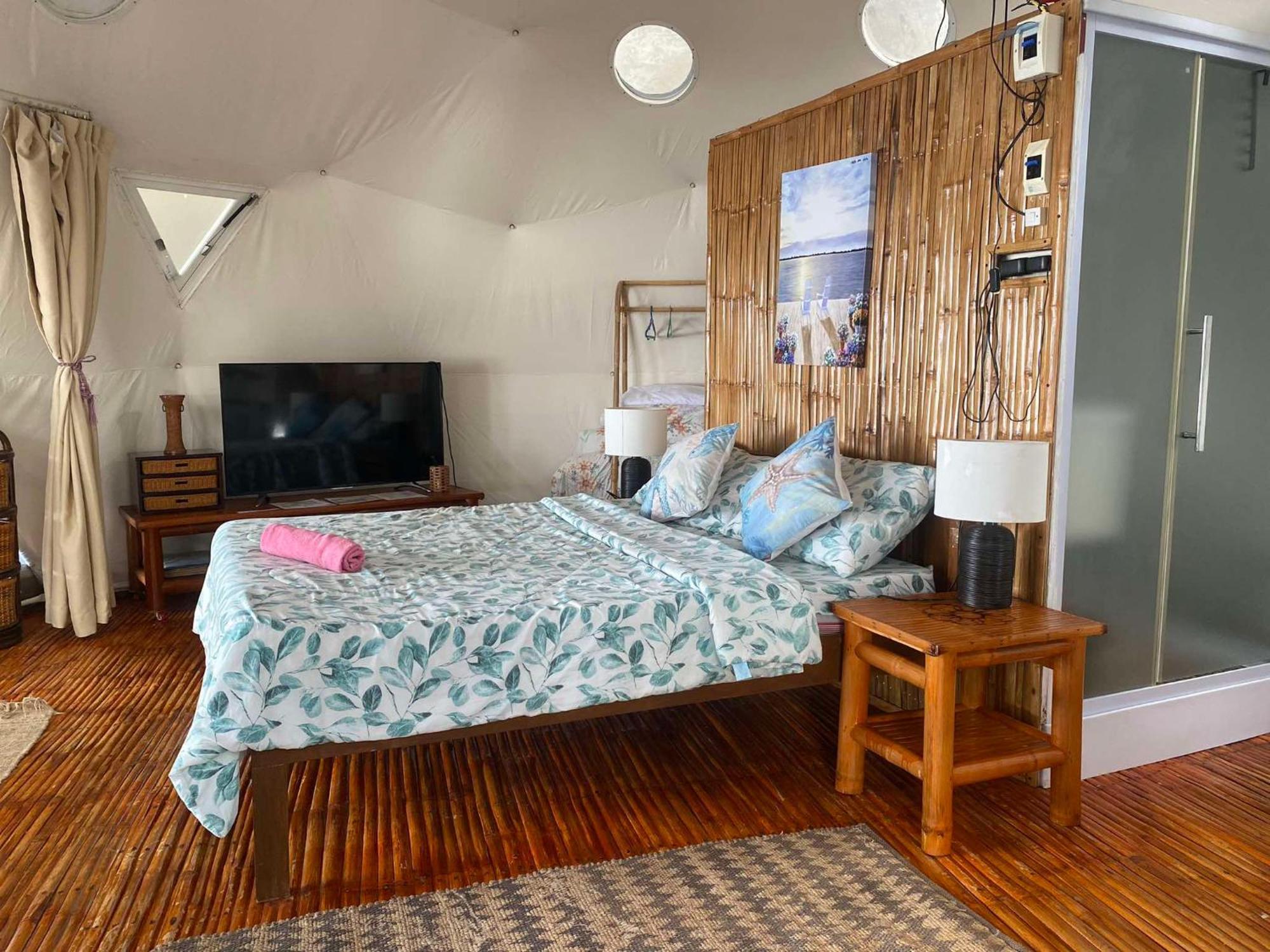 Glamping Dome Dauin Beach Resort Eksteriør billede
